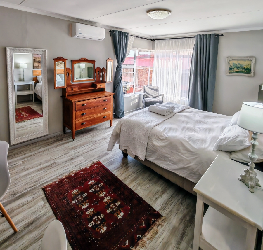 3 Bedroom Property for Sale in De Kelders Western Cape